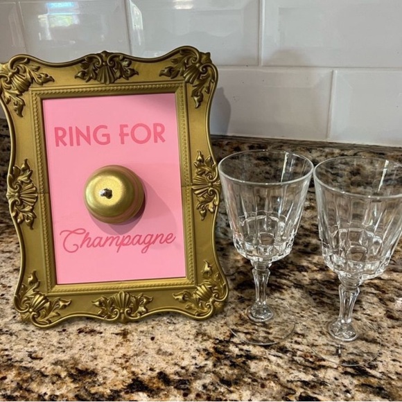 NWT! 🥂Target Bullseye Ring For Champagne - Bell Sign - Picture 4 of 4